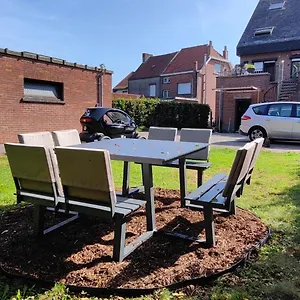 logeerkamer-met-xxl-accommodatie.brusselshotelsbook.com/